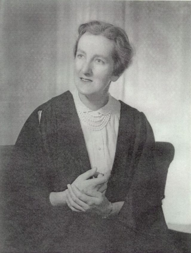 Mrs Jean D’Helin