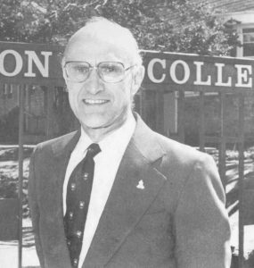 Mr Robert Bickerdike