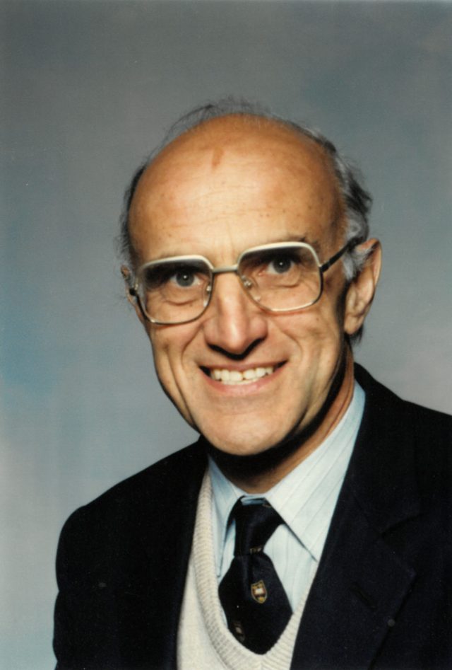 Mr Robert Bickerdike